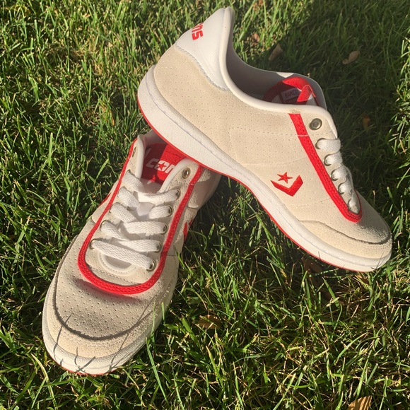 White and Red Barcelona Pro suede converse sneakers. W 5.5 - Picture 3 of 5